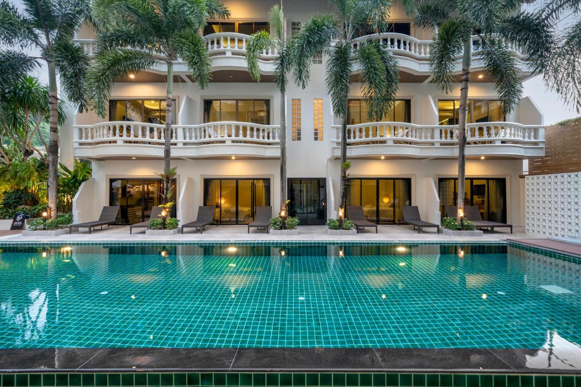 Buasri Boutique Patong Hotel Exterior photo